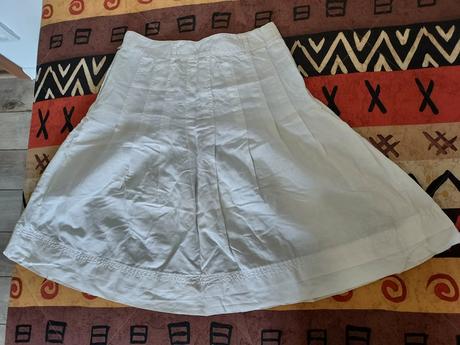 Biela suknička m, m