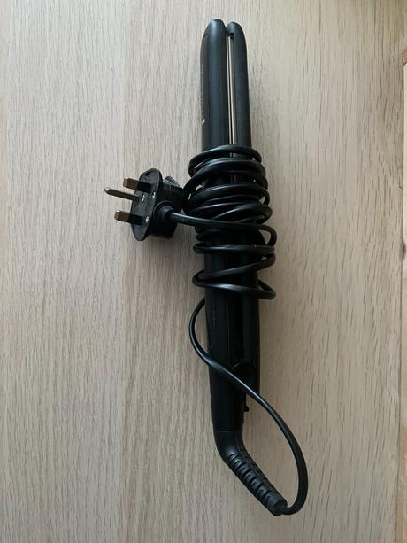 Žehlička na vlasy remington s3500, 