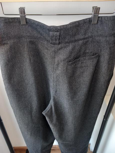 Sivé vlnené nohavice 38/40 m/l, l