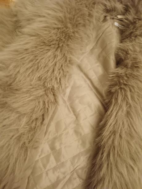Nádherný kožuch, tu
