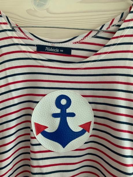 Pískacie šaty 140/146, 140