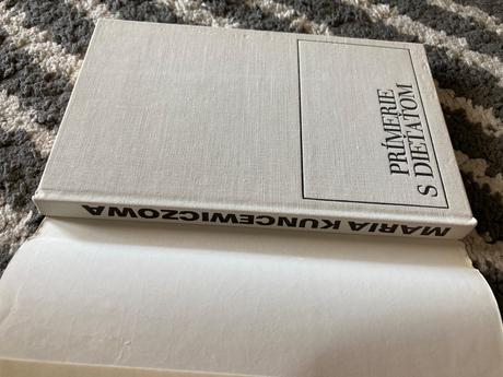 Prímerie s dieťaťom (1977), 