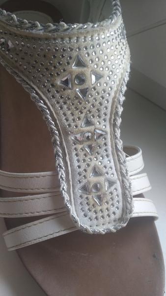 Ako vyčistím tieto topánky?