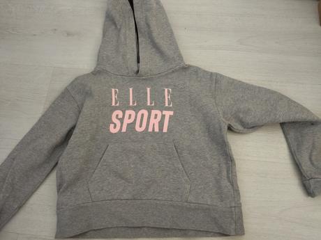 Mikina, elle,116