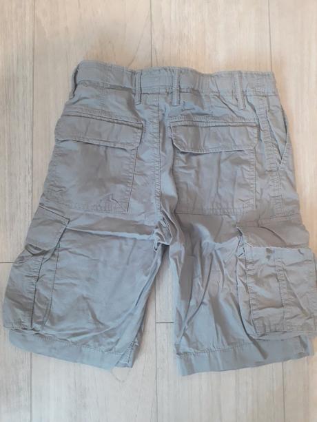 Tristvrtaky, h&m,146