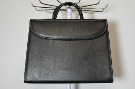 Čierna kabelka - aktovka, 