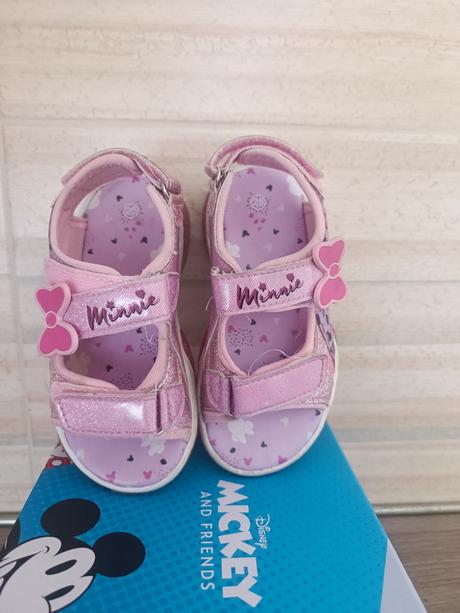 Svietiace sandálky minnie, disney,25
