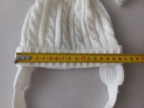 Biela čiapka 68, 68