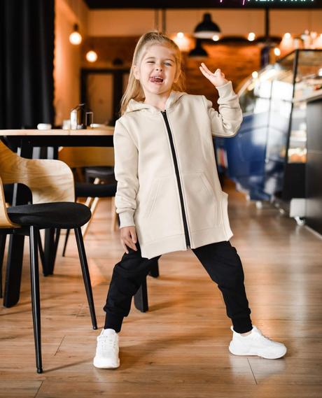 Pohodlna predlzena mikina, 122