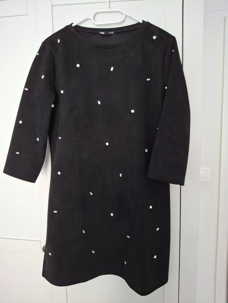 Krasne velurove saty so zirkonmi top stav, sinsay,m