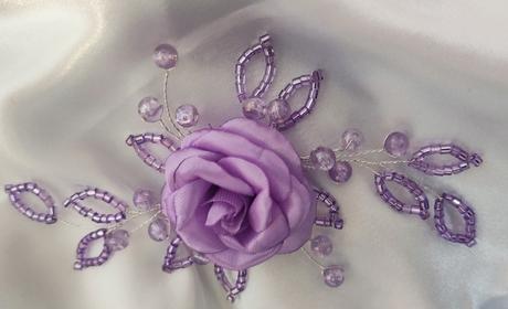 Saténová ružička, 