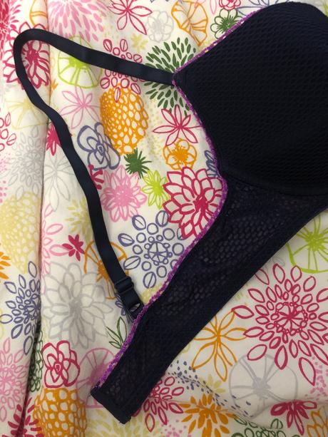 Dámska podprsenka, 90b