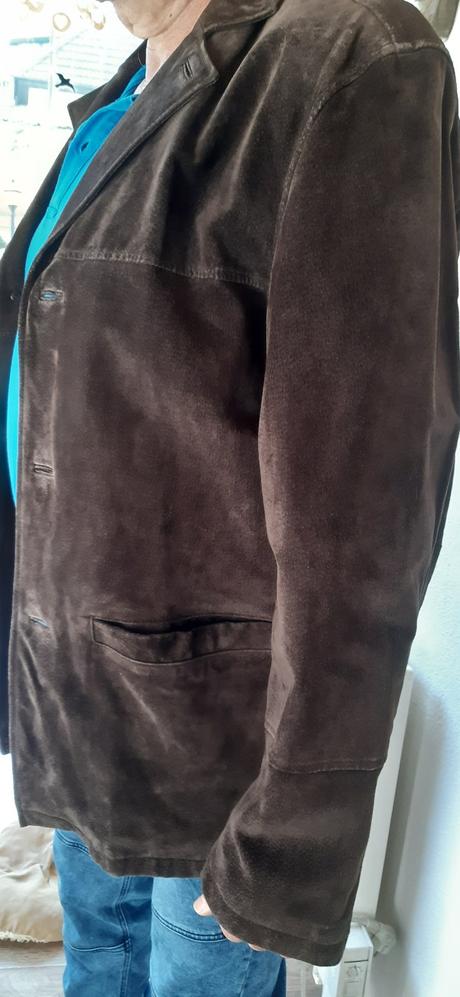 Kožené sako-kabát, 52