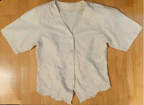 Vyšívaná blúzka + nohavice, m