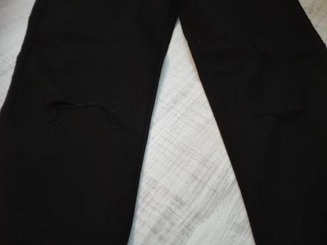 Cierne nohavice 38, m