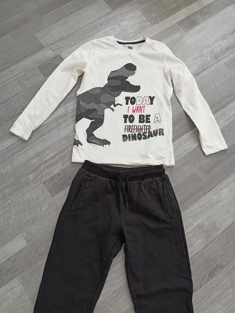 Tepláky a tričko 128, pepco,128