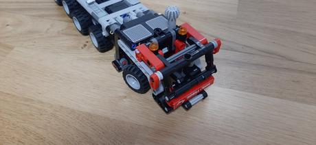 Stavebnica mobilny zeriav, 