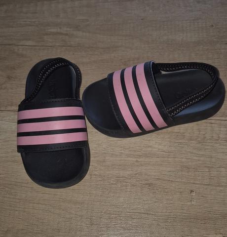 Šľapky, adidas,25