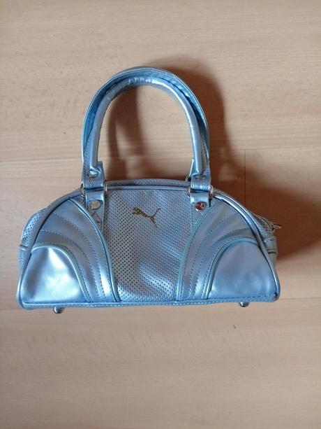 Puma kabelka, puma