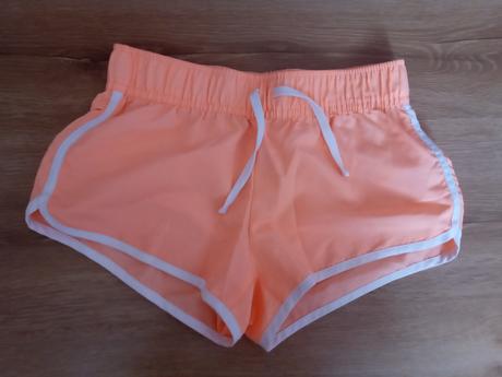 Šortky, pepco,146