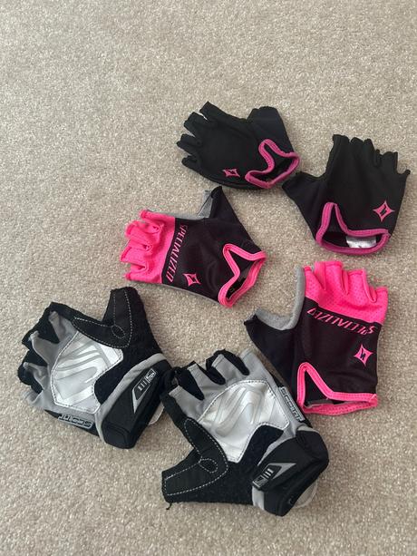 Cyklo rukavičky veľ. xs-s, specialized,s