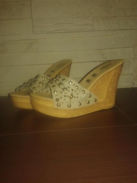 Damske slapky na platforme, 38