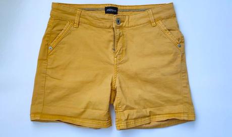 Krátke nohavice motivi, 34