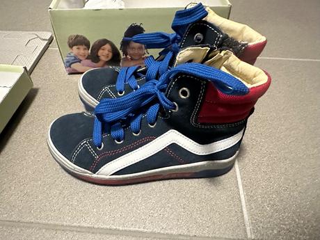 Topanky primigi, primigi,30