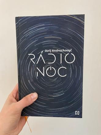 Rádio noc,