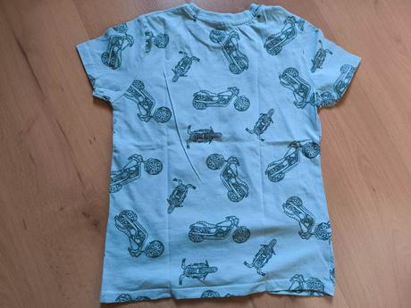 Tričko s motorkami, 122