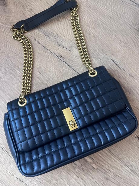 Kabelka mango, mango