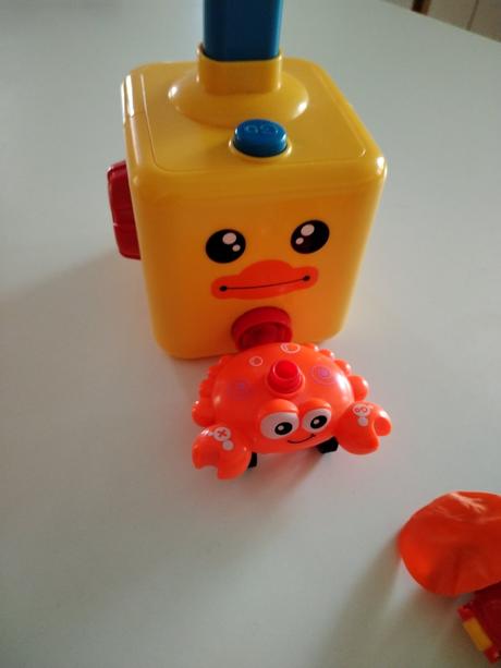 Kreatívna hra s balonmi,