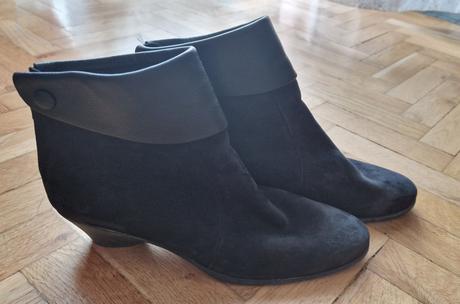 Kožené členkové čižmičky zn. arche, 40