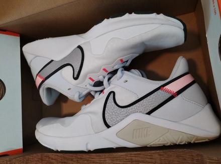 Tenisky nike legend essential top stav, nike,36