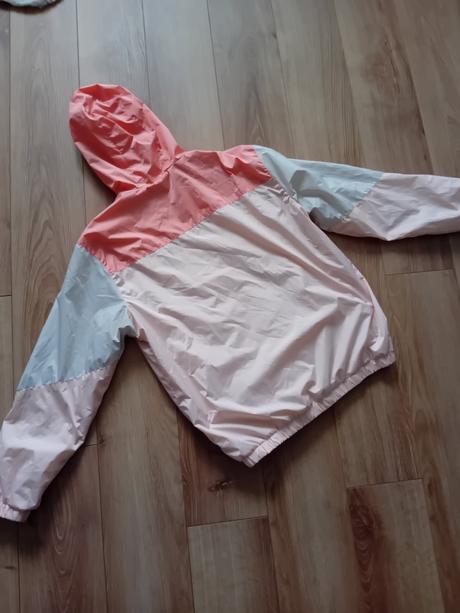 Prechodná bunda, 158