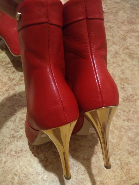 Kožené čižmy nové, 35