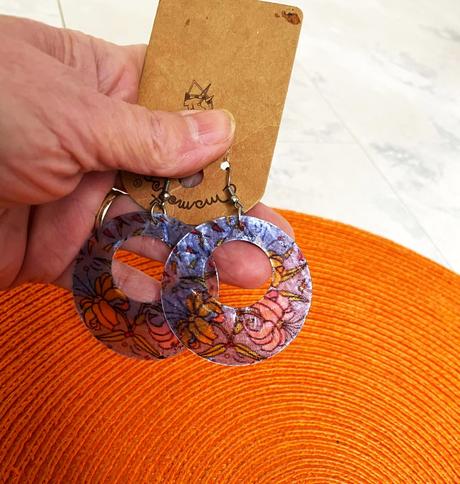 Perleťové náušnice, 