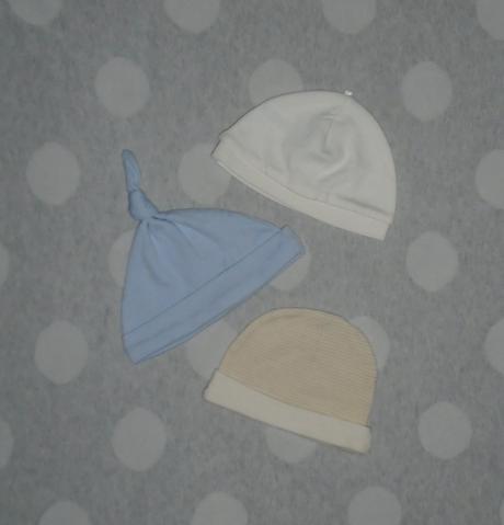 3 x prechodná čiapka na 3 až 6 mesiacov, nutmeg,68
