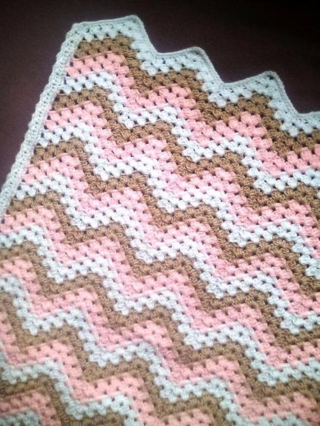 Hačkovaná detska deka, 