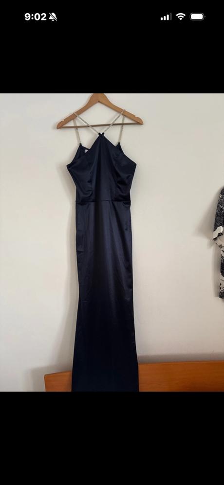 Nadherne luxusne saty, 38