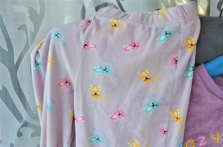 Velúrové teplé pyžamko-140, 140