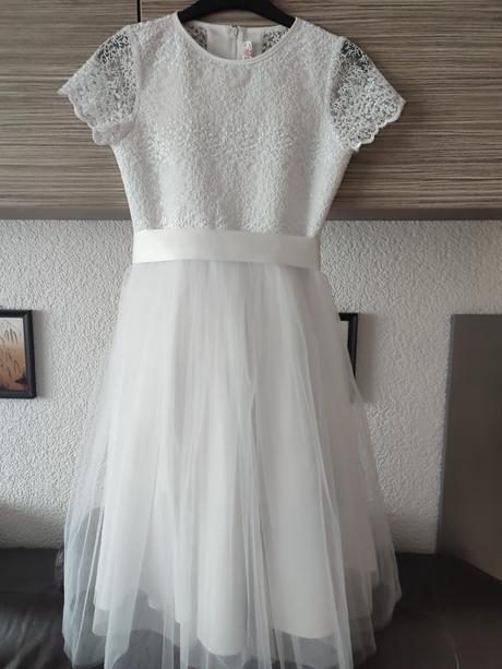 Šaty na 1.sv. prijímanie, 152