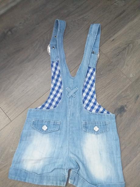 Kratasy na traky, 122