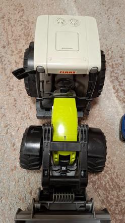 Bruder traktor, 