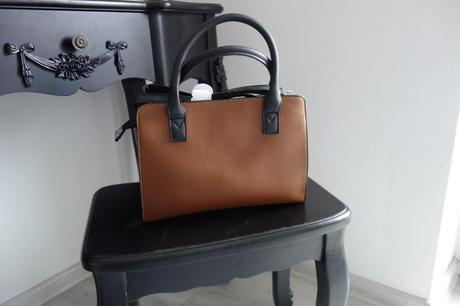 Hneda prakticka kabelka, f&f