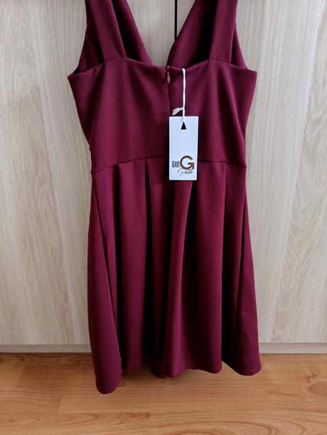 Spoločenské šaty, 34