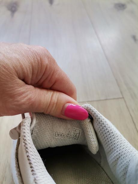 Tenisky, reserved,33