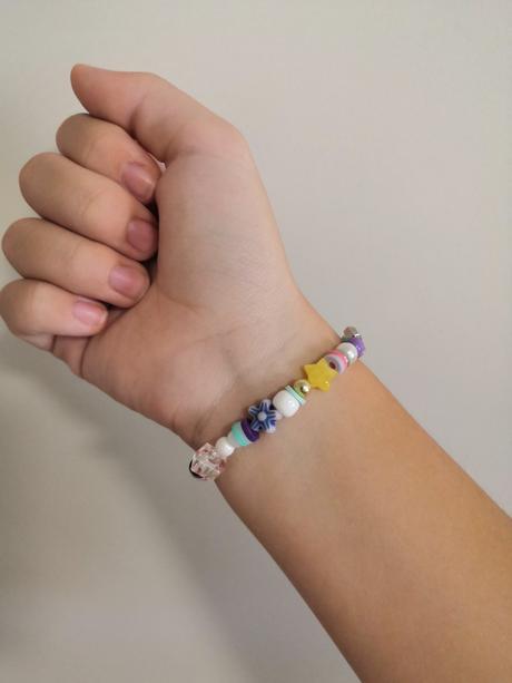 Ručne vyrobený náramok, 