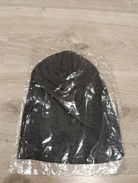 Štýlová dvojvrstvová uni čiapka,