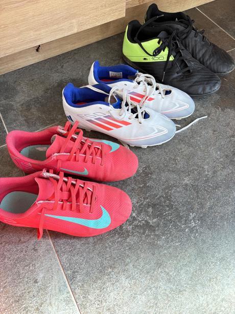 Kopačky nike, adidas, nike,33